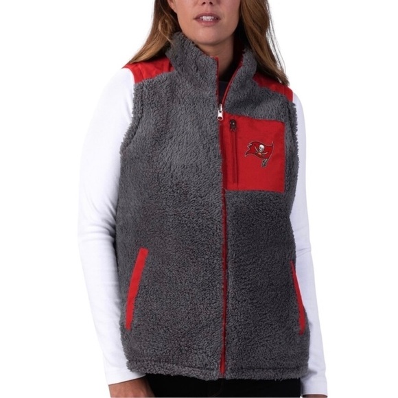 37. NWT Tamp Bay Buccaneers Women’s Reversible Full-Zip Vest - Picture 7 of 9